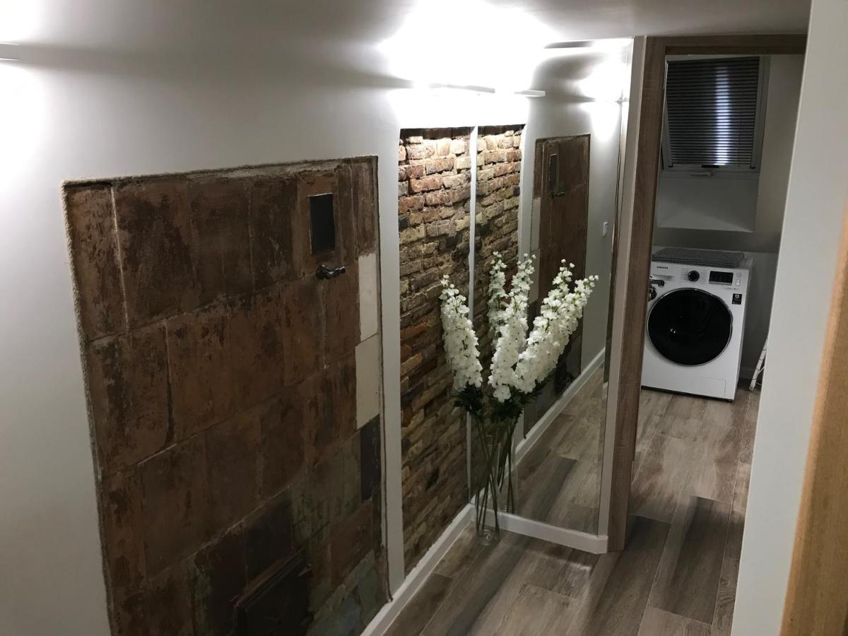 Doma Square Penthouse, In The Heart Of Old Town Apartment Riga Bagian luar foto